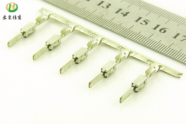 汽车电子零部件 汽车电子零部件