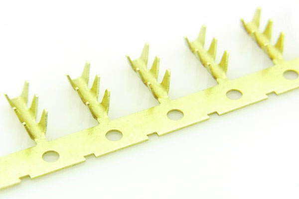 端子 鲨鱼齿端子