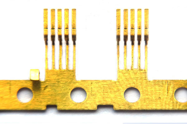 精密冲压件 精密冲压件